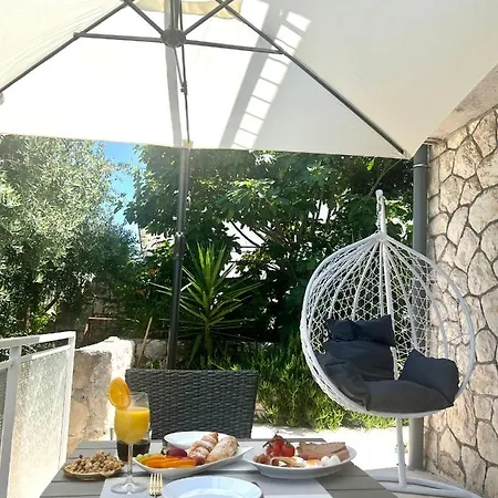Guest house Sun&fun Hvar Town